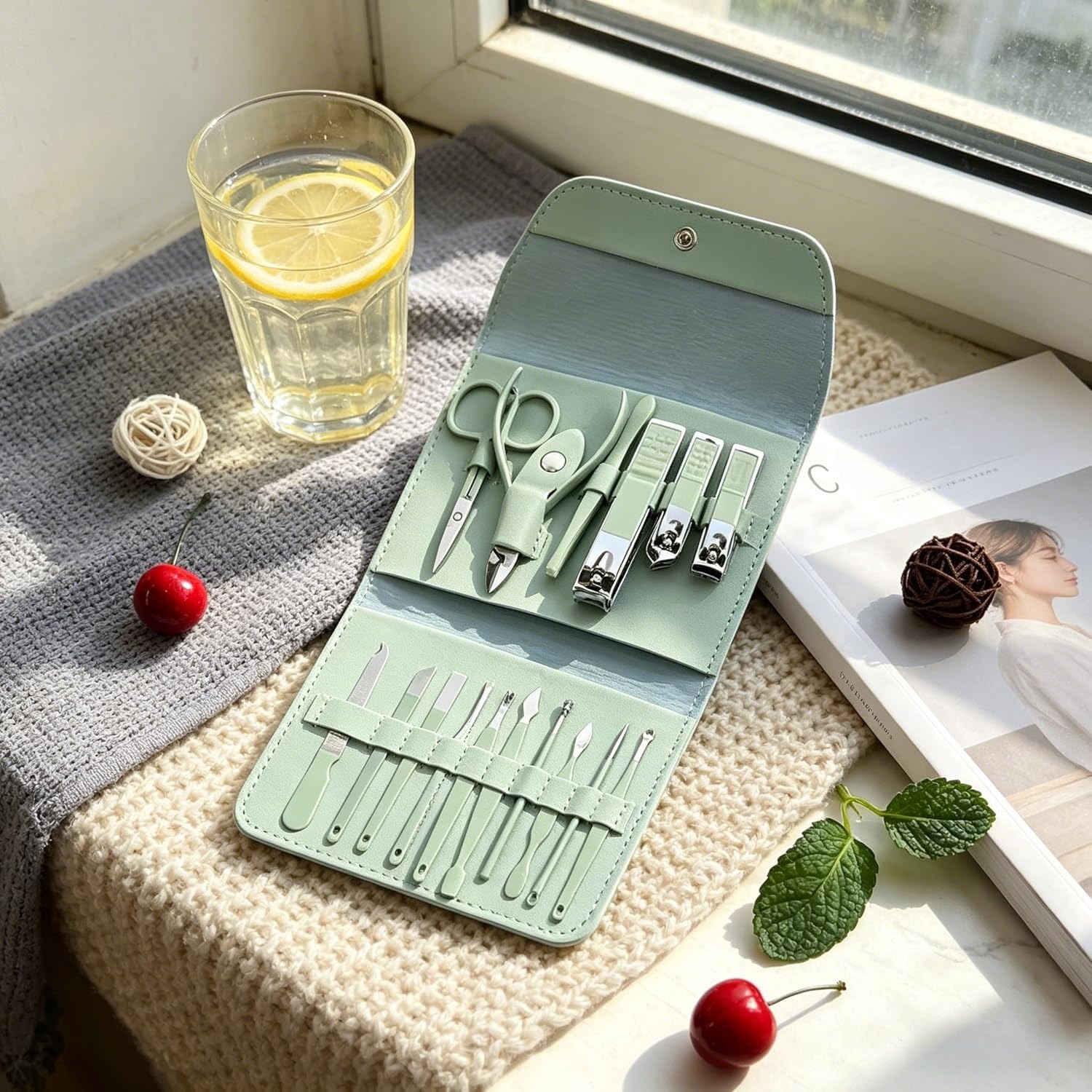 A must-have at home, a 16-piec – Mens Grooming Box recenzja i cena